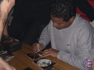 Autogrammstunde mit Stevie B.