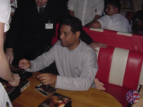 Autogrammstunde mit Stevie B.