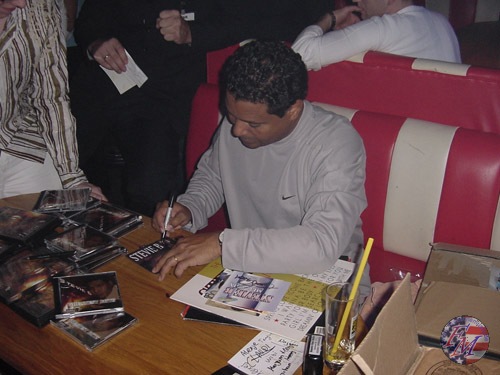 Autogrammstunde mit Stevie B.