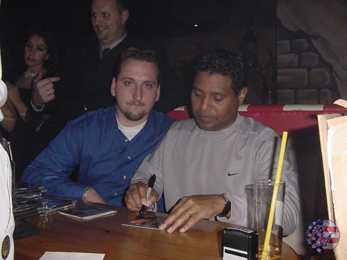 Nuklid und Stevie B.