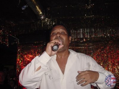 Stevie B. verbreitet mit seinen Song eine super Laune