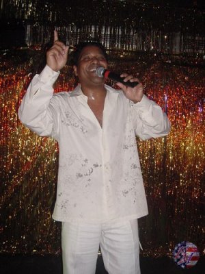 Stevie B. verbreitet mit seinen Song eine super Laune