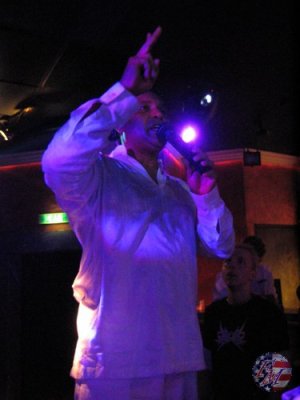 Stevie B. bot eine Wahnsinns-Show