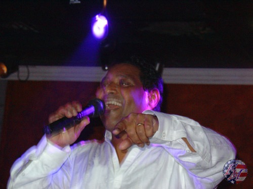 Stevie B. verbreitet gute Laune