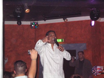 Stevie B. bot eine Wahnsinss-Show