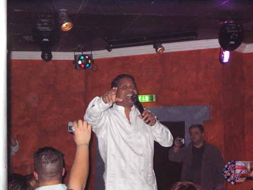 Stevie B. bot eine Wahnsinss-Show