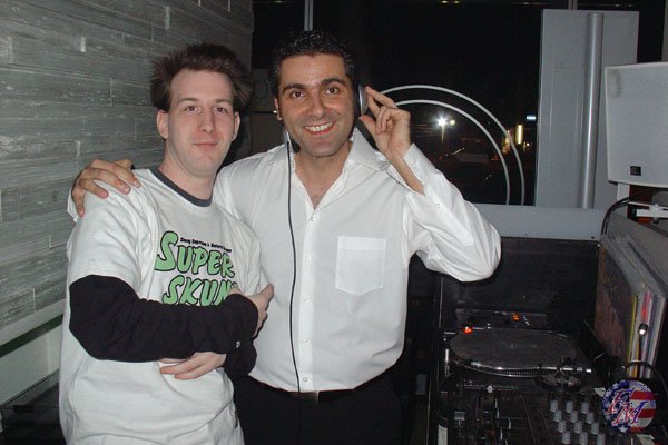 DJ Lucky und *DJ* Tennessee